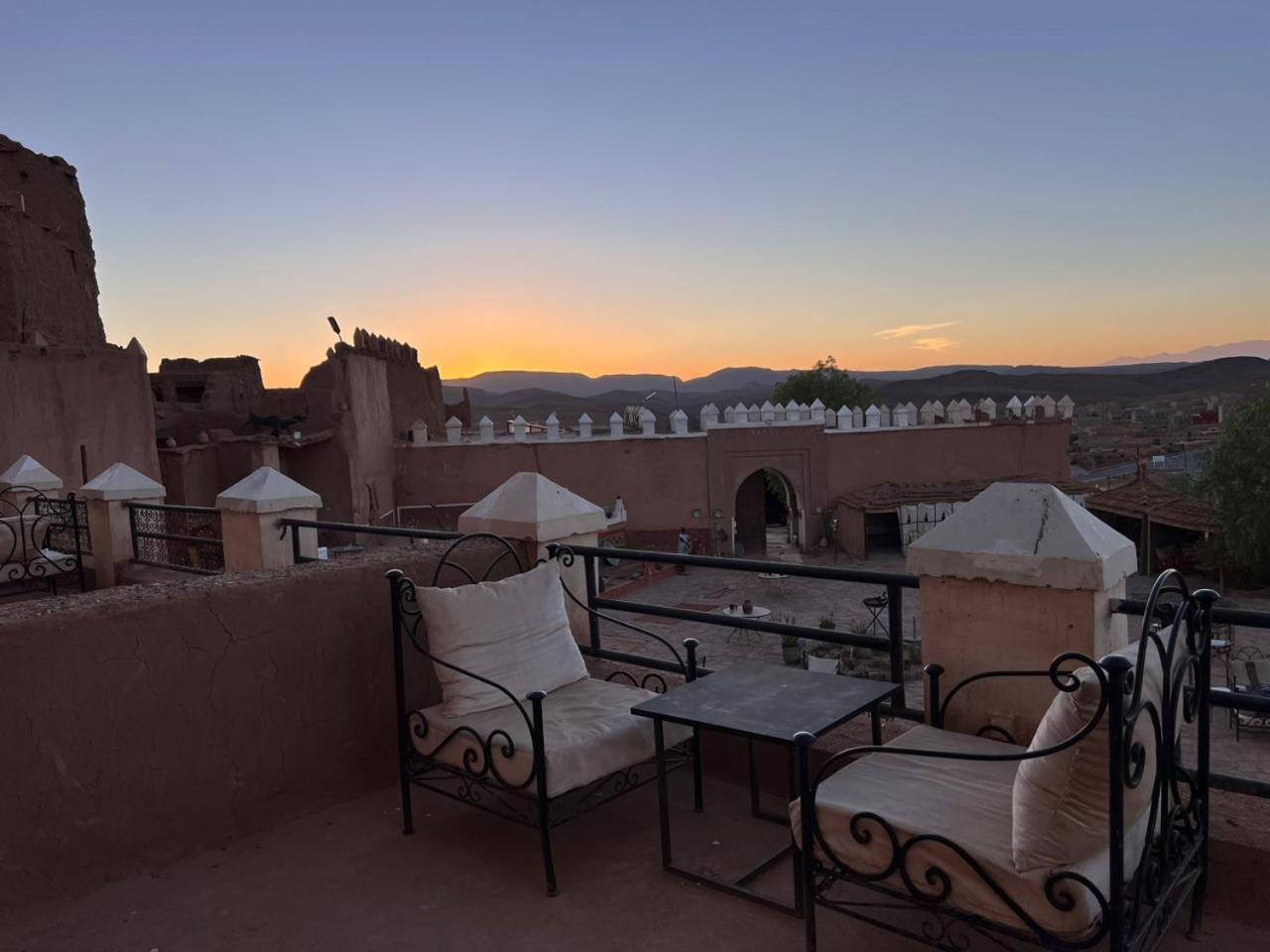 Kasbah Tifoultoute Tajda Exterior photo